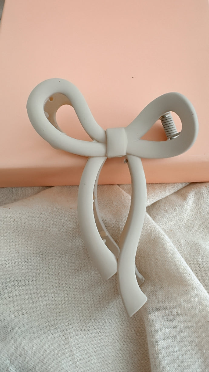 SOFIA BOW CLIP