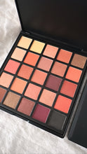 Load image into Gallery viewer, BONNY NEUTRAL EYESHADOW PALETTE