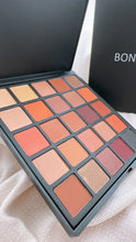 Load image into Gallery viewer, BONNY NEUTRAL EYESHADOW PALETTE